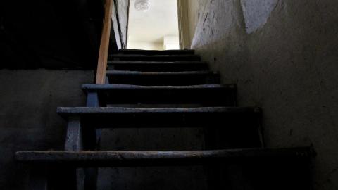 How NOT To Secure A House - IMG_5616.JPG