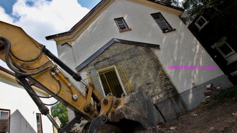 How NOT To Secure A House - IMG_5624.JPG