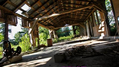 Inside The Outbuildings - IMG_6090.JPG