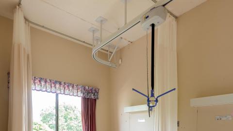 DSLR Pics - abandoned ontario nursing home (9 of 56).jpg