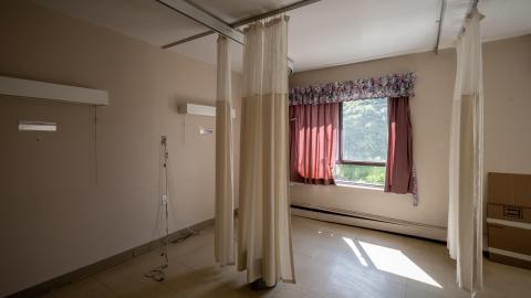 DSLR Pics - abandoned ontario nursing home (12 of 56).jpg