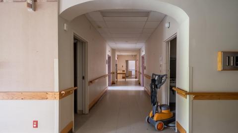 DSLR Pics - abandoned ontario nursing home (15 of 56).jpg
