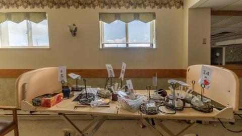 DSLR Pics - abandoned ontario nursing home (23 of 56).jpg