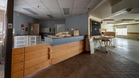 DSLR Pics - abandoned ontario nursing home (26 of 56).jpg