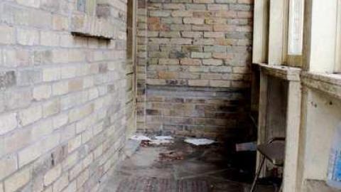 Manor - Neglected-Manor171.jpg