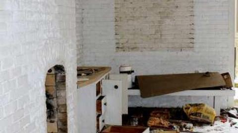 Manor - Neglected-Manor189.jpg