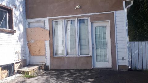 Dragon sized holes in walls - 20210815_161544.jpg