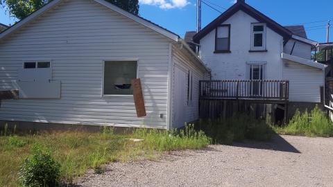 Dragon sized holes in walls - 20210815_160940.jpg