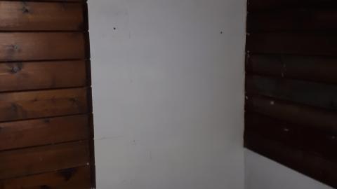 Dragon sized holes in walls - 20210815_144740.jpg