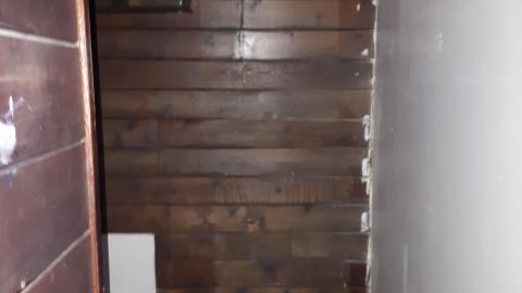 Dragon sized holes in walls - 20210815_144730.jpg