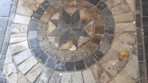 Dragon sized holes in walls - 20210815_144432.jpg