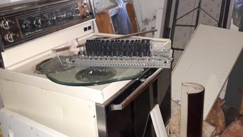 Dragon sized holes in walls - 20210815_144228.jpg