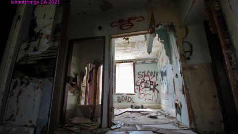 Whatever DID Jon Do? - IMG_6180.JPG