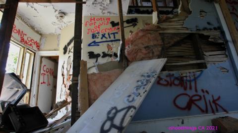 Whatever DID Jon Do? - IMG_6186.JPG