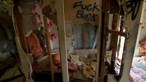 Whatever DID Jon Do? - IMG_6235.JPG