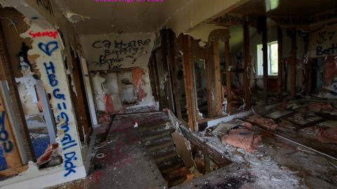 Whatever DID Jon Do? - IMG_6244.JPG