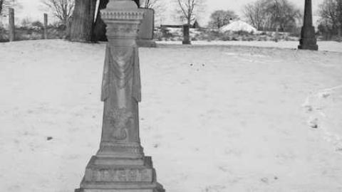 Winter 2012 - Hubbell-Cemetery--Ashburn7.jpg
