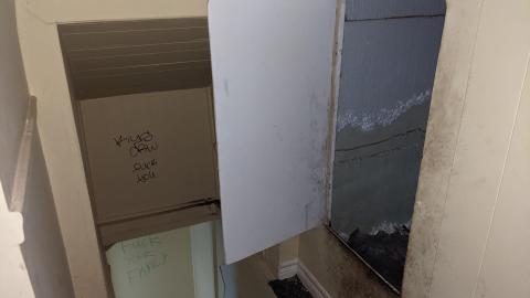 Dilapidated Duo photo 4