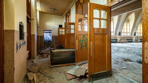 Summer 2021 - Condemned Abandoned Deserted Catholic Church (5 of 39).jpg