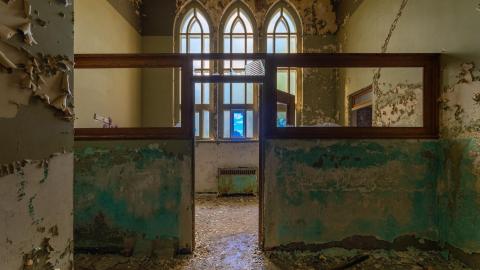 Summer 2021 - Condemned Abandoned Deserted Catholic Church (21 of 39).jpg