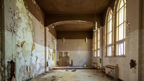 Summer 2021 - Condemned Abandoned Deserted Catholic Church (25 of 39).jpg