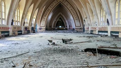 Summer 2021 - Condemned Abandoned Deserted Catholic Church (35 of 39).jpg