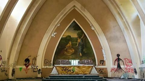 Summer 2021 - Condemned Abandoned Deserted Catholic Church (37 of 39).jpg