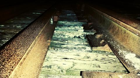 Counter-Lever Train Bridge - aviary-image-1632700429937.jpeg