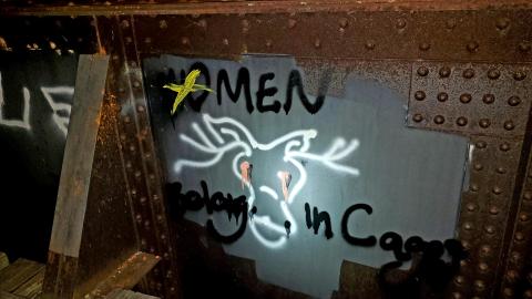 Counter-Lever Train Bridge - 20210926_014113.jpg