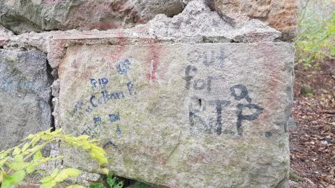 Milling around - 4.jpg