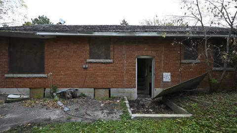 Small Garage - _DSC7932.JPG