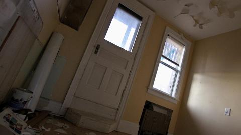 Ye Olde Apartments (+ Exteriors) - IMG_8519.JPG