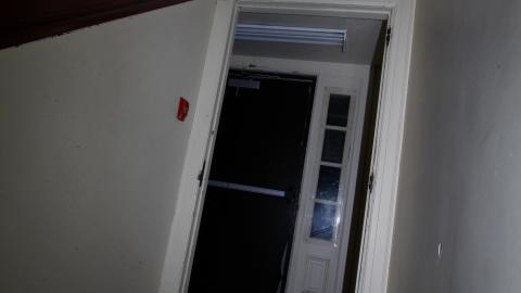 Ye Olde Apartments (+ Exteriors) - IMG_8588.JPG