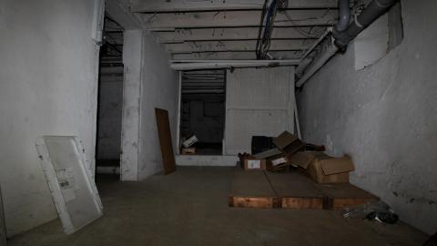 Ye Olde Apartments (+ Exteriors) - IMG_8594.JPG