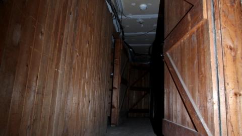 Ye Olde Apartments (+ Exteriors) - IMG_8600.JPG