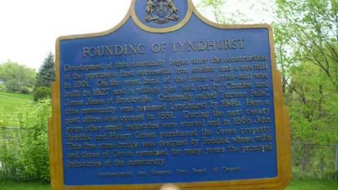 Lyndhurst bridge - Lyndhurst--Pioneer-Cemetery6.jpg