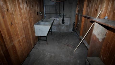 Ye Olde Apartments (+ Exteriors) - IMG_8604.JPG