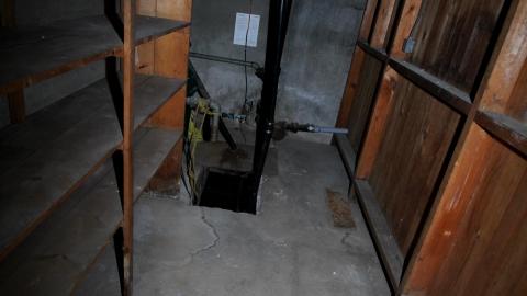 Ye Olde Apartments (+ Exteriors) - IMG_8605.JPG