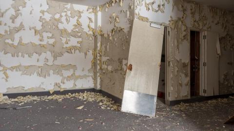 Fall 2018 - Abandoned Ontario Jail and Denention Centre Urban Exploration-5.jpg