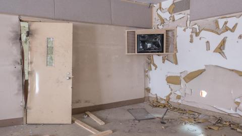 Fall 2018 - Abandoned Ontario Jail and Denention Centre Urban Exploration-9.jpg