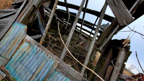 Sinkhole House - 20211120_112541.jpg