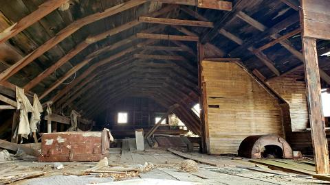 Sinkhole House - 20211120_111908.jpg