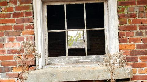 Sinkhole House - 20211120_111522.jpg