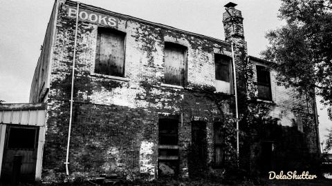 niagara falls apart - Add Watermark_2021_11_06_10_51_24 (16).jpg