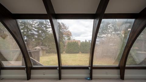 Winter 2021 - abandoned million dollar tudor house and salon (4 of 16).jpg