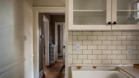 Winter 2021 - abandoned million dollar tudor house and salon (8 of 16).jpg