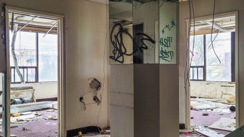 Stocks and Bonds - November 21st, 2021 - psx_20211121_182441_51697500835_o.jpg