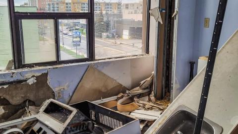 Stocks and Bonds - November 21st, 2021 - psx_20211121_182833_51696891488_o.jpg