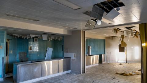 Modern Buildings - Sept '21 - Cafeteria02B.jpg