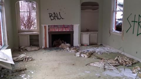 Bedtime story near the campfire